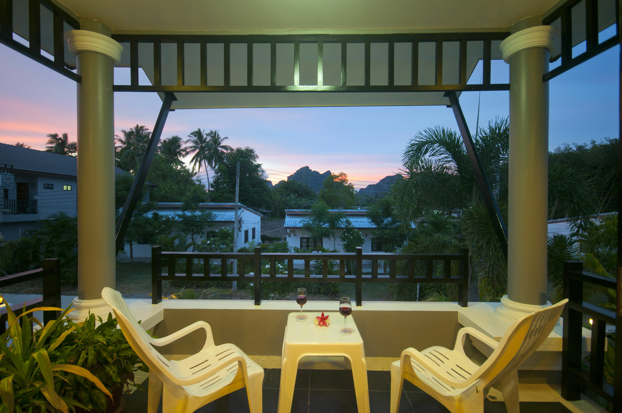 Baan Santhiya Villa 3 Краби Экстерьер фото